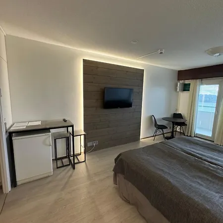 아파트 Terme, Huone 617 이칼리넨