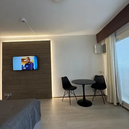 Terme, Huone 617 아파트 *